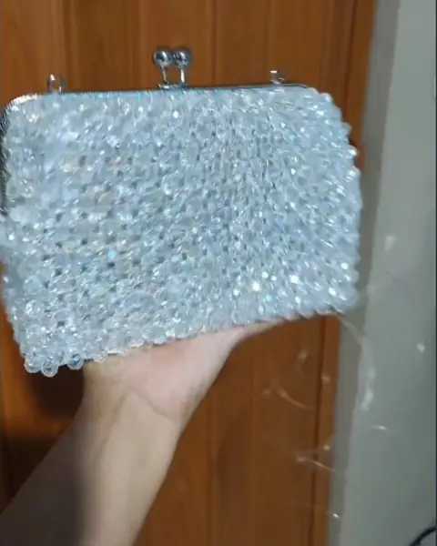 Bolso tejido por Alumna de la comunidad